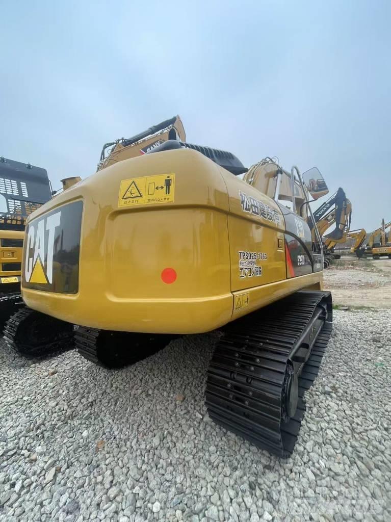 CAT 329D2L 大型油圧ショベル12t以上（パワーショベル・ユンボ）