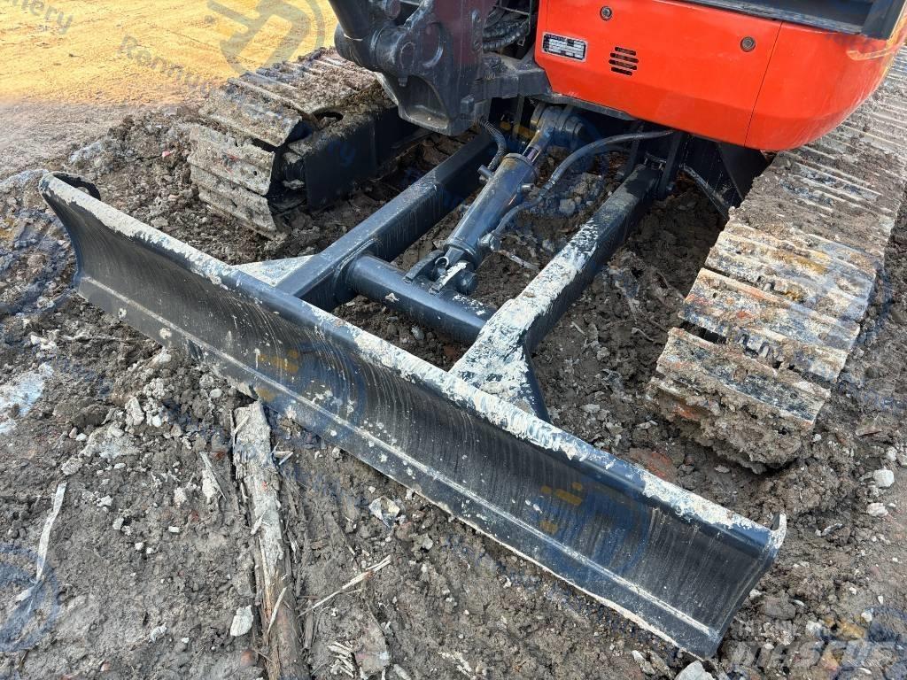 Kubota U 35 ミニ油圧ショベル 7t以下（ミニユンボ・ミニディガー）