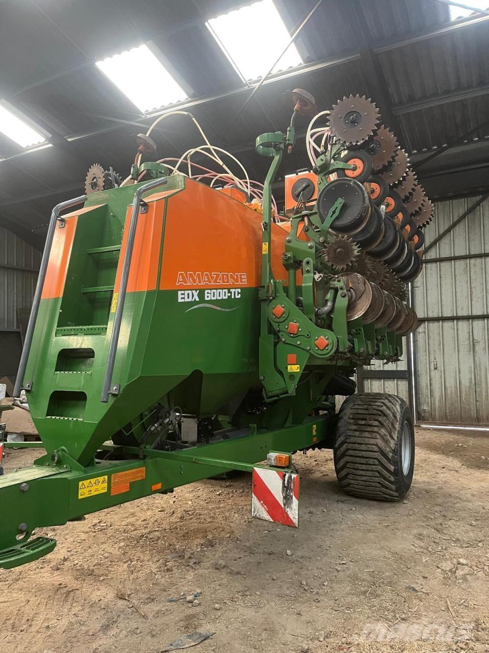 Amazone EDX6000 TC 種蒔き機械