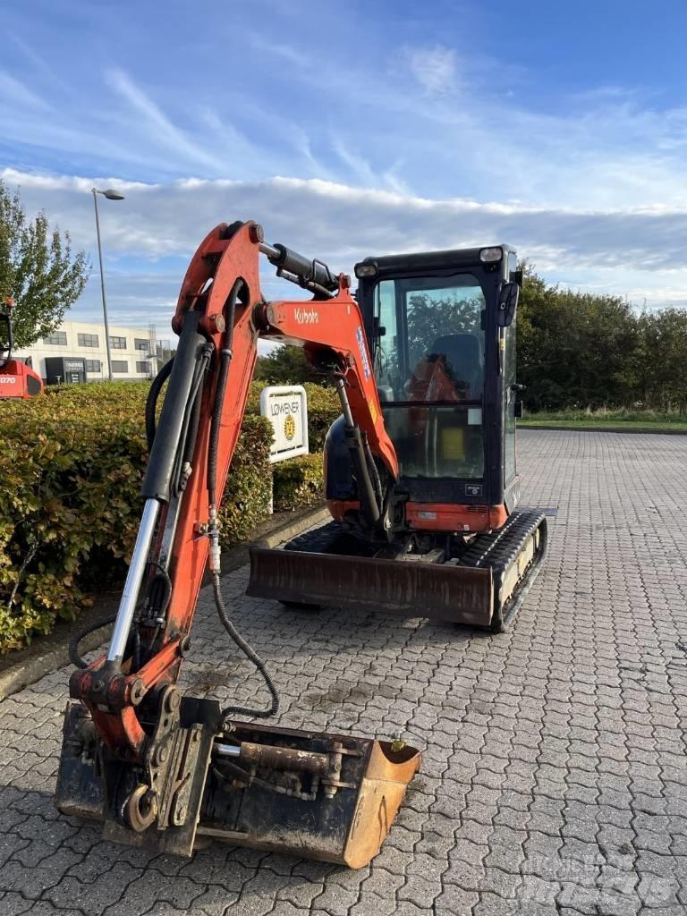 Kubota U27-4 GL HI ミニ油圧ショベル 7t以下（ミニユンボ・ミニディガー）