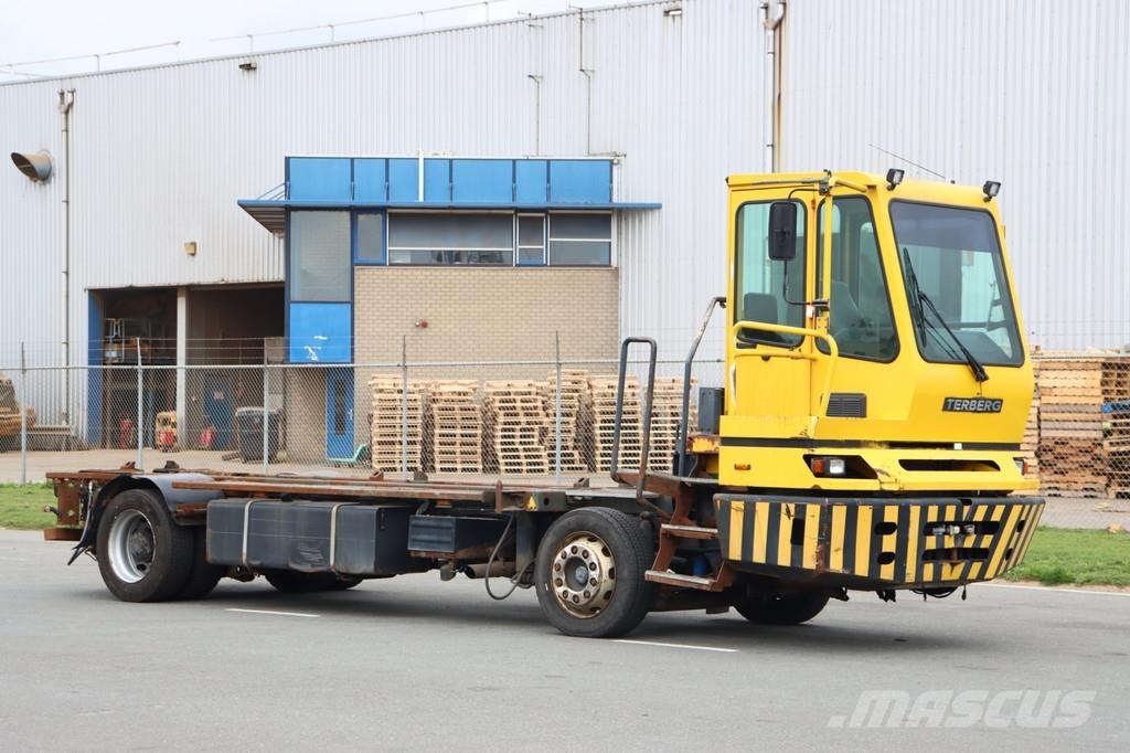 Terberg BC182 ターミナルトラクター