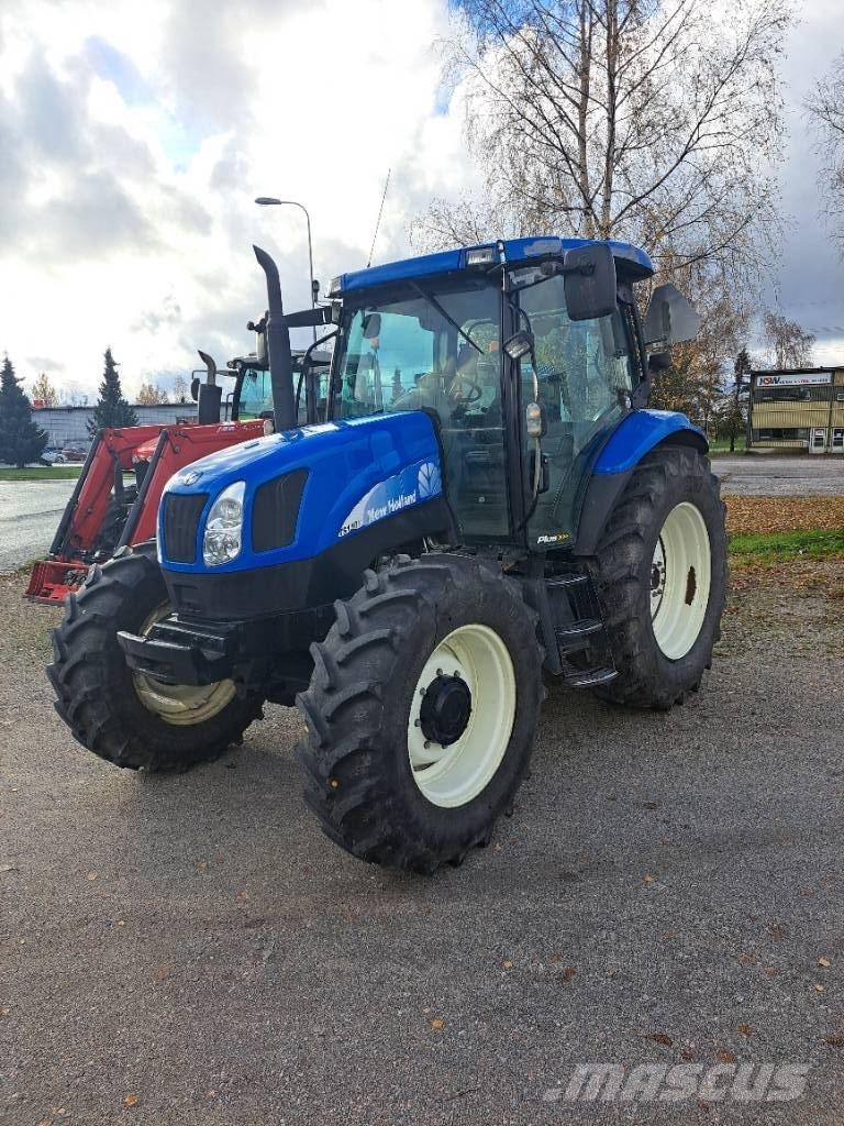 New Holland TS110A トラクター