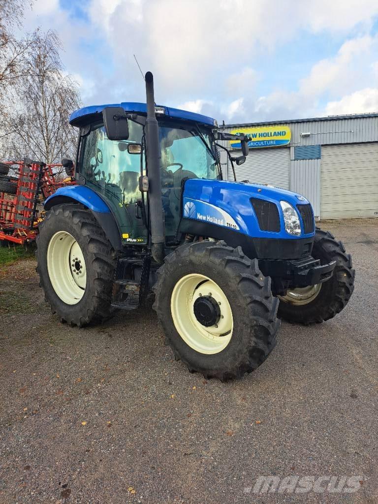 New Holland TS110A トラクター