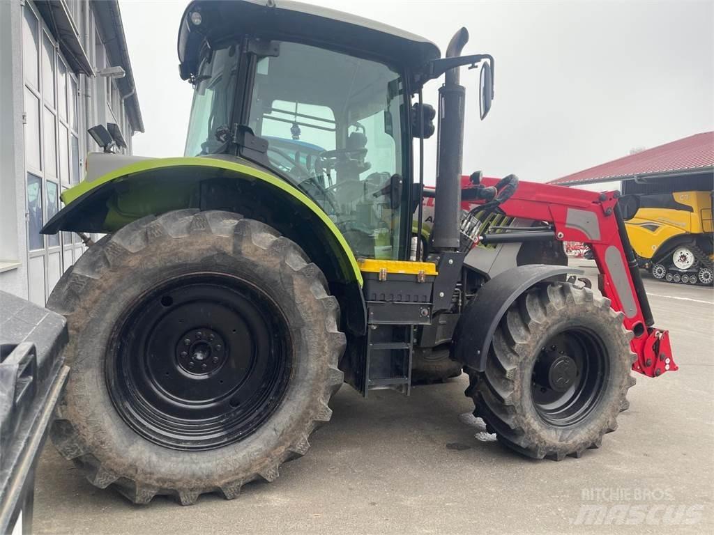CLAAS ARION 530 トラクター