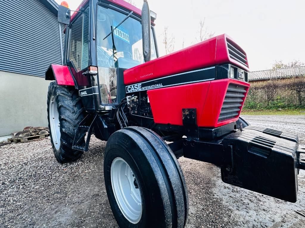 CASE 844 XL トラクター