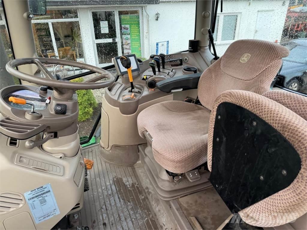 John Deere 6175 R トラクター