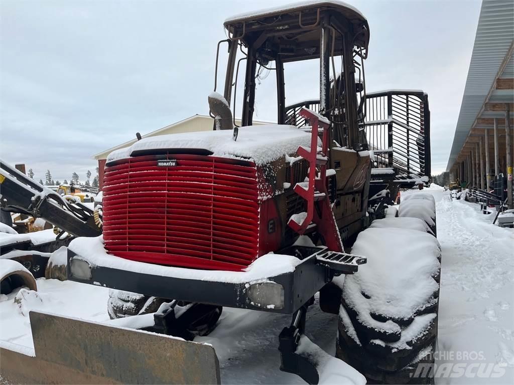 Komatsu 895 フォワーダー