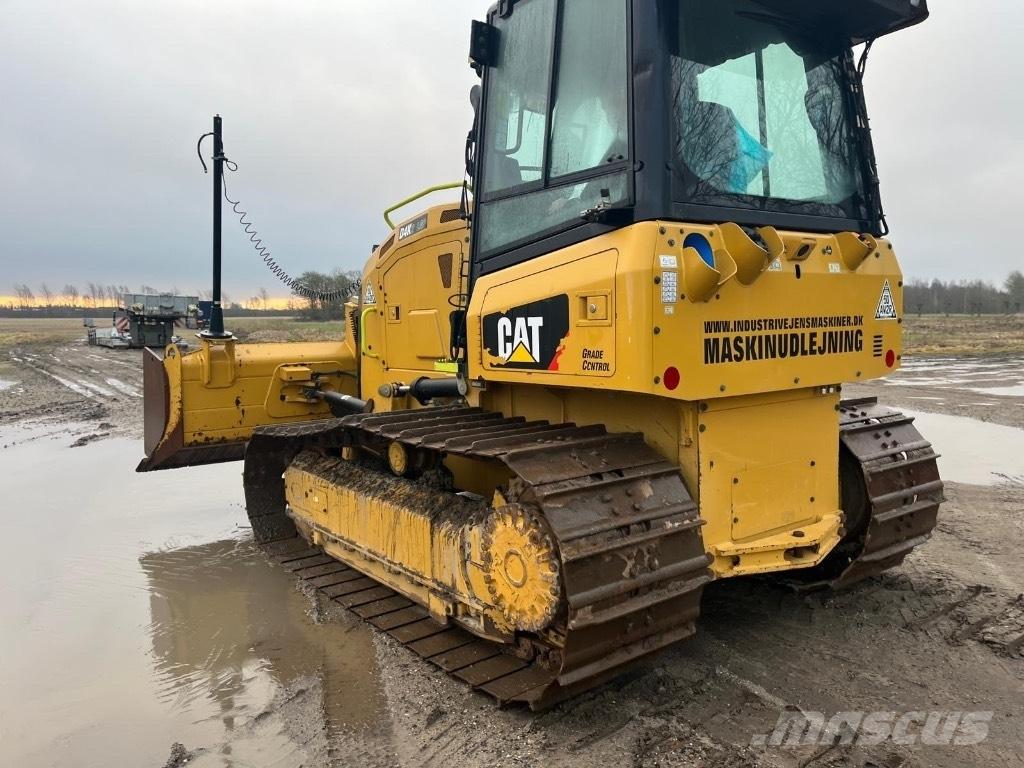 CAT D 4 K 2 LGP ブルドーザー
