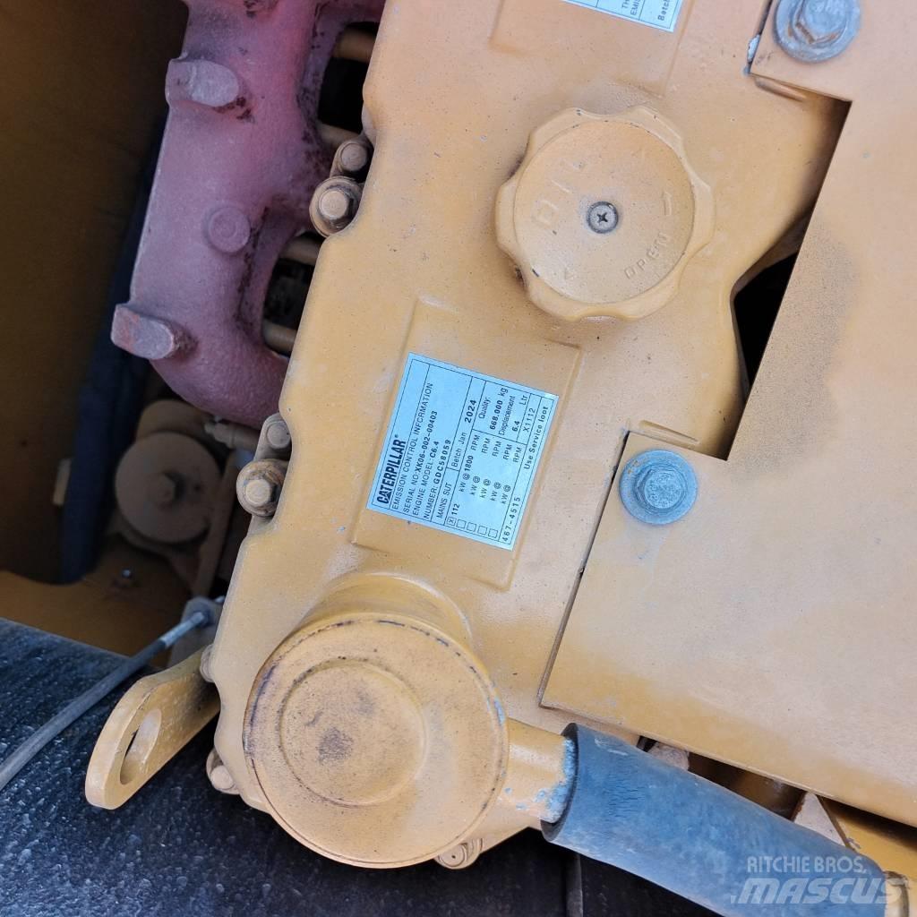 CAT 320D2L 大型油圧ショベル12t以上（パワーショベル・ユンボ）