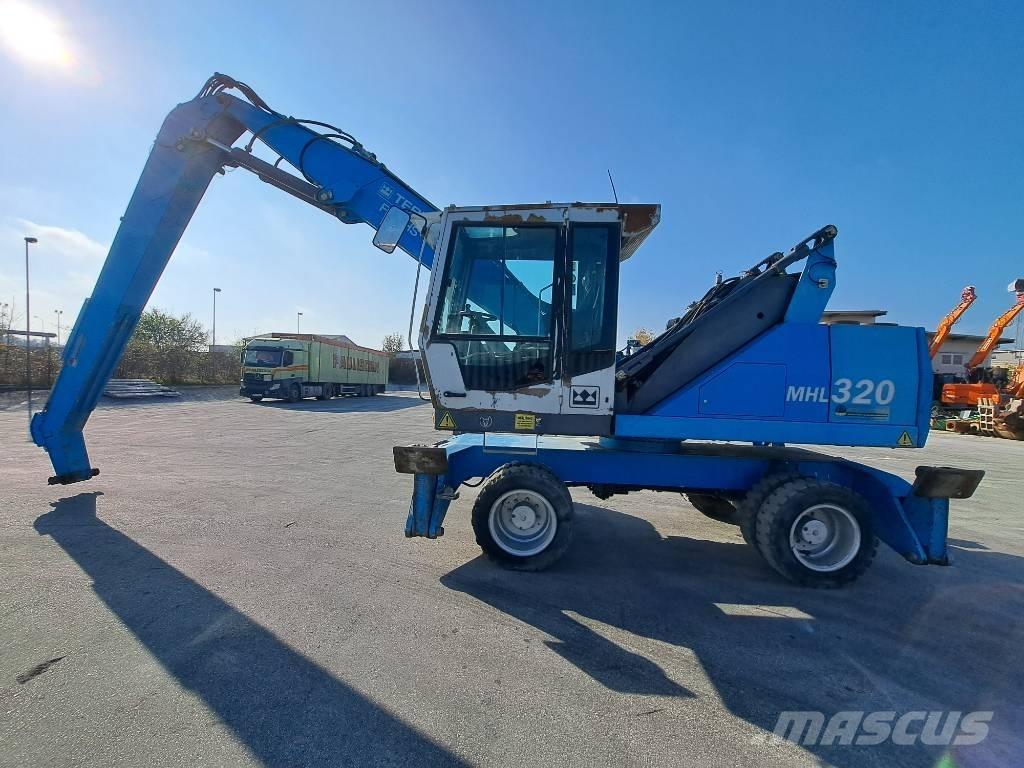 Fuchs MHL 320 D 廃棄物／工業産廃処理機