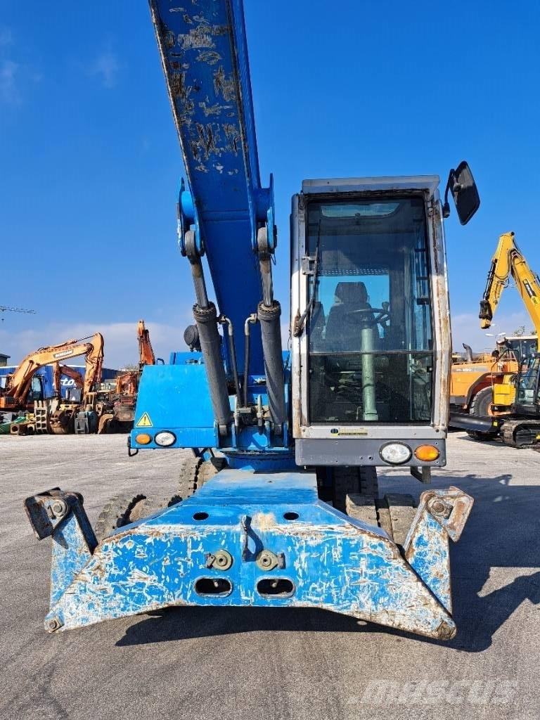 Fuchs MHL 320 D 廃棄物／工業産廃処理機
