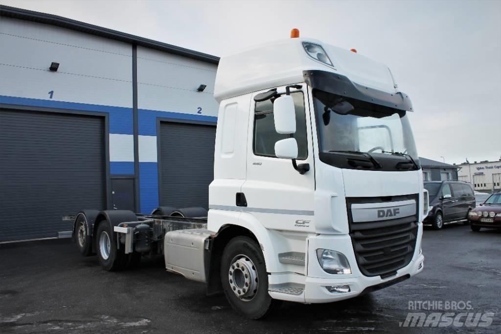 DAF CF 440 FAN キャブ付きシャーシ