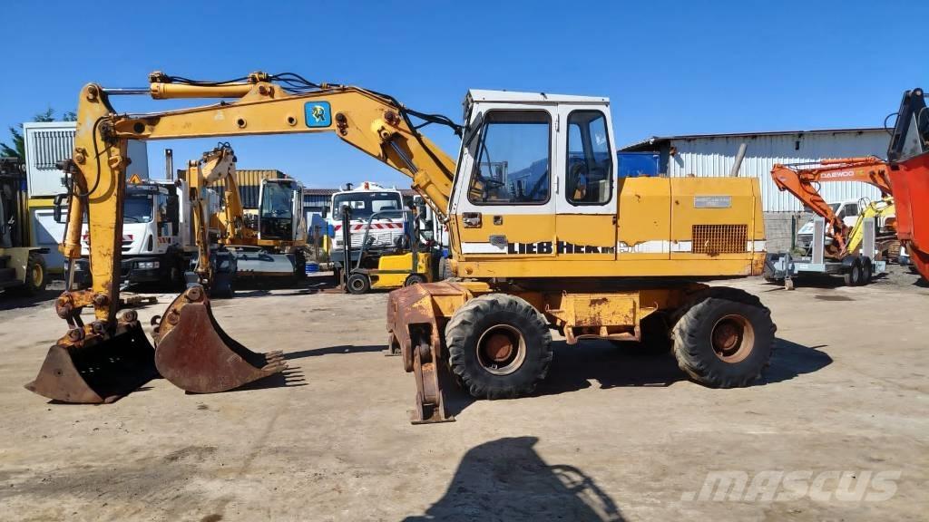 Liebherr A 902 ホイール式油圧ショベル（パワーショベル・ユンボ・バックホー）