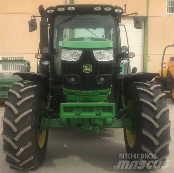 John Deere 6150 R トラクター