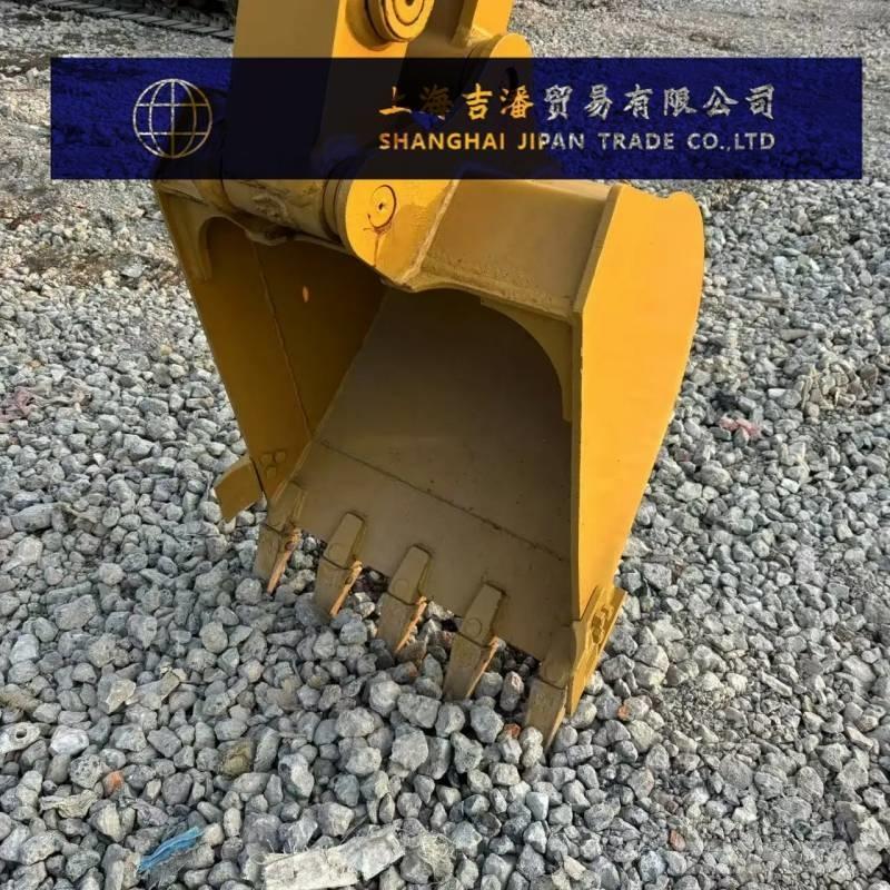 CAT 305.5 E ミニ油圧ショベル 7t以下（ミニユンボ・ミニディガー）