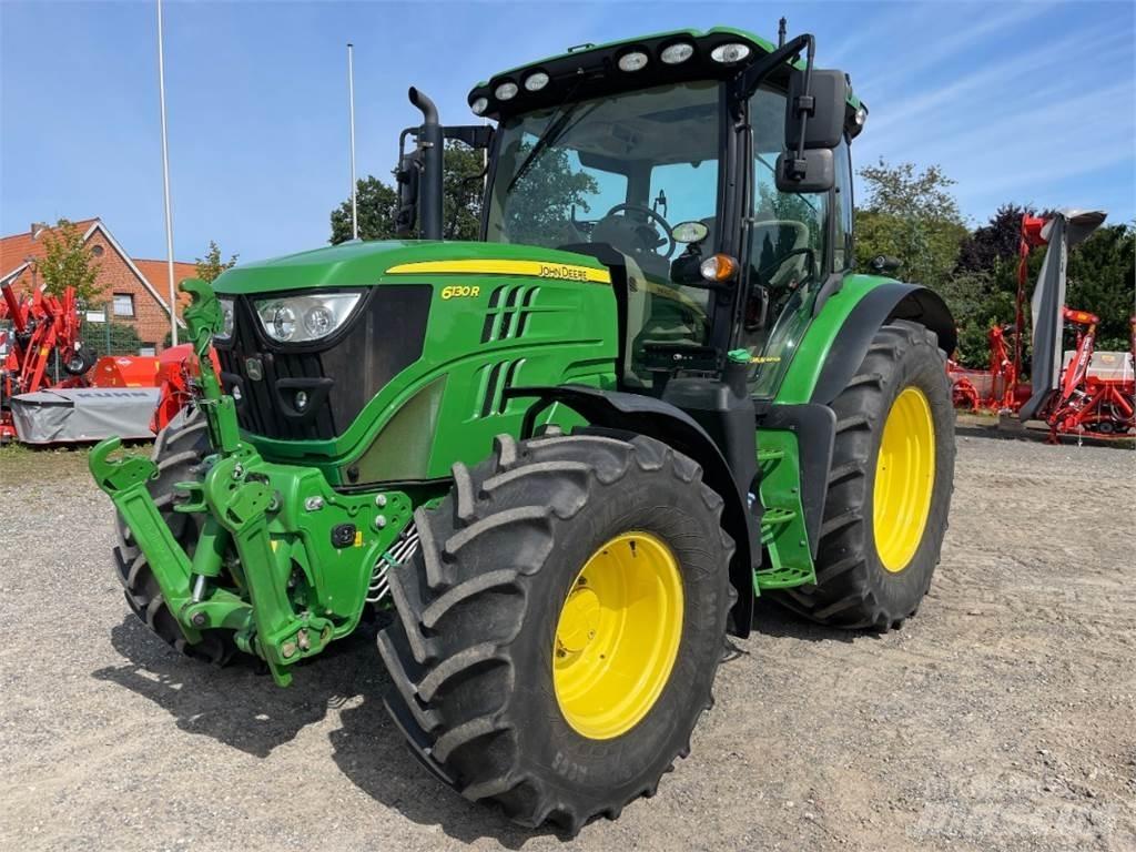 John Deere 6130R トラクター
