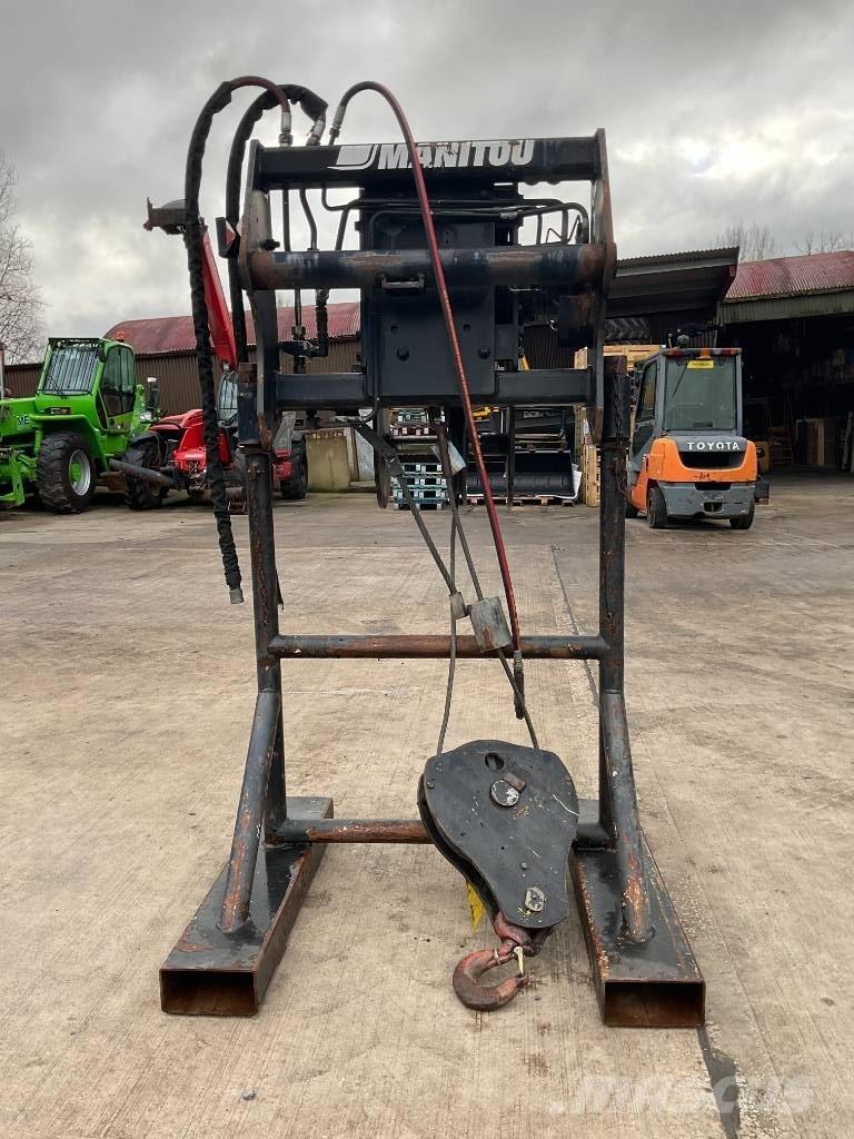 Manitou Drop Winch テレスコーピックハンドラー