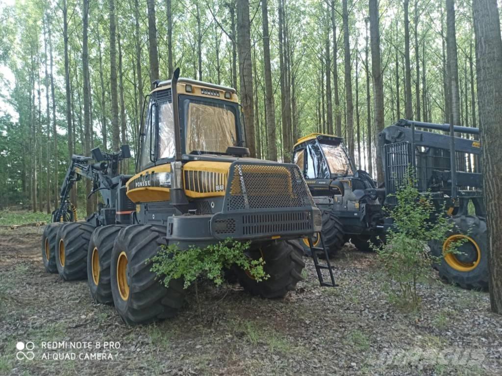 Ponsse Bear 8W ハーベスター