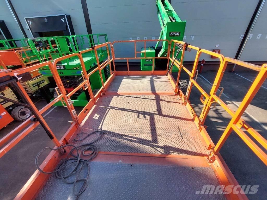 JLG 430 LRT シザースリフト