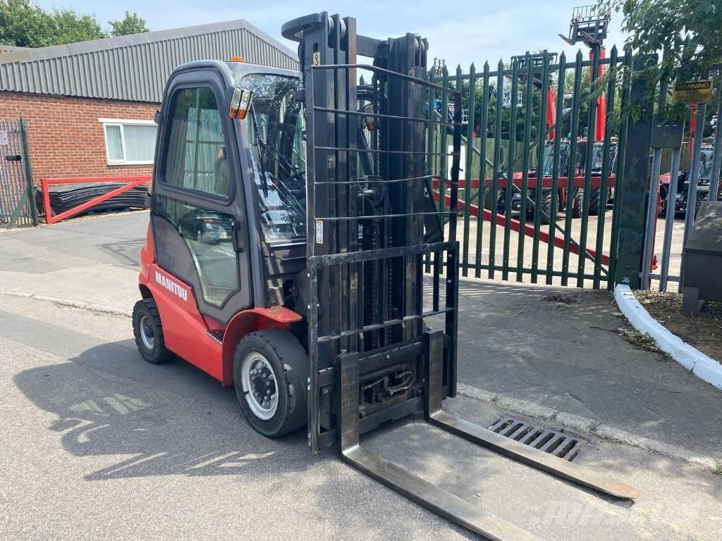 Manitou Mi25D ディーゼル・軽油