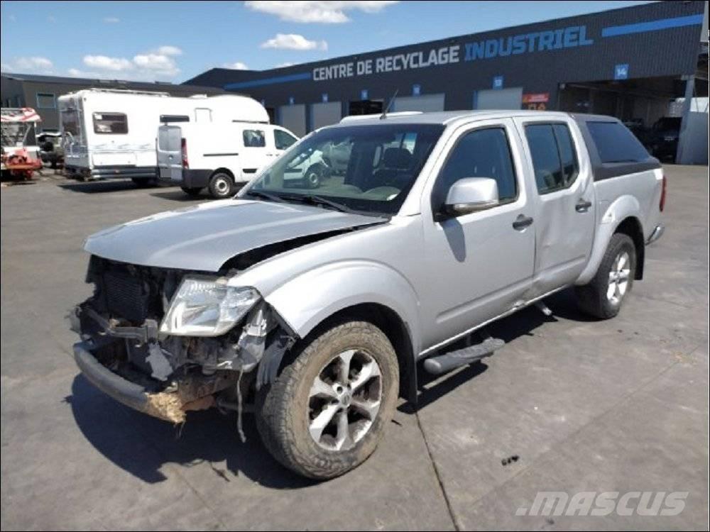 Nissan Navara 1 ピックアップ／ドロップサイド