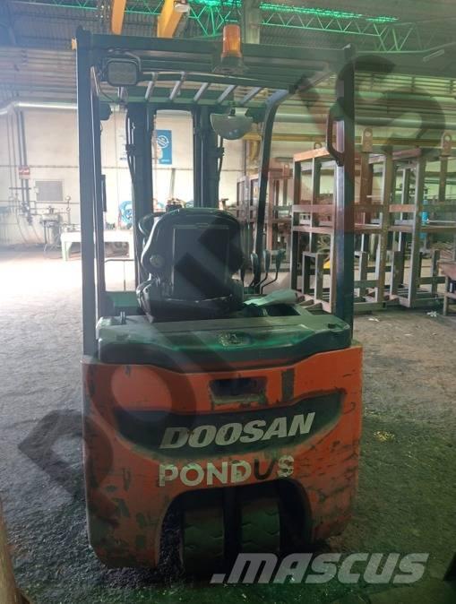 Doosan B 20 T-7 バッテリーフォークリフト