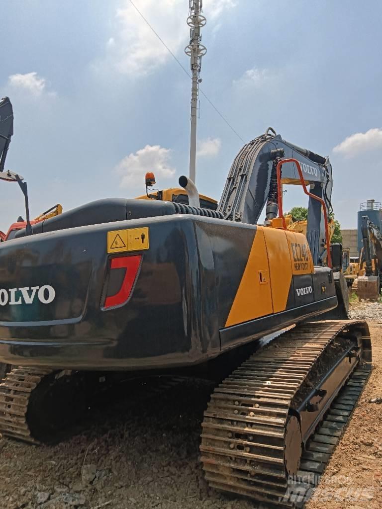 Volvo EC 240 大型油圧ショベル12t以上（パワーショベル・ユンボ）