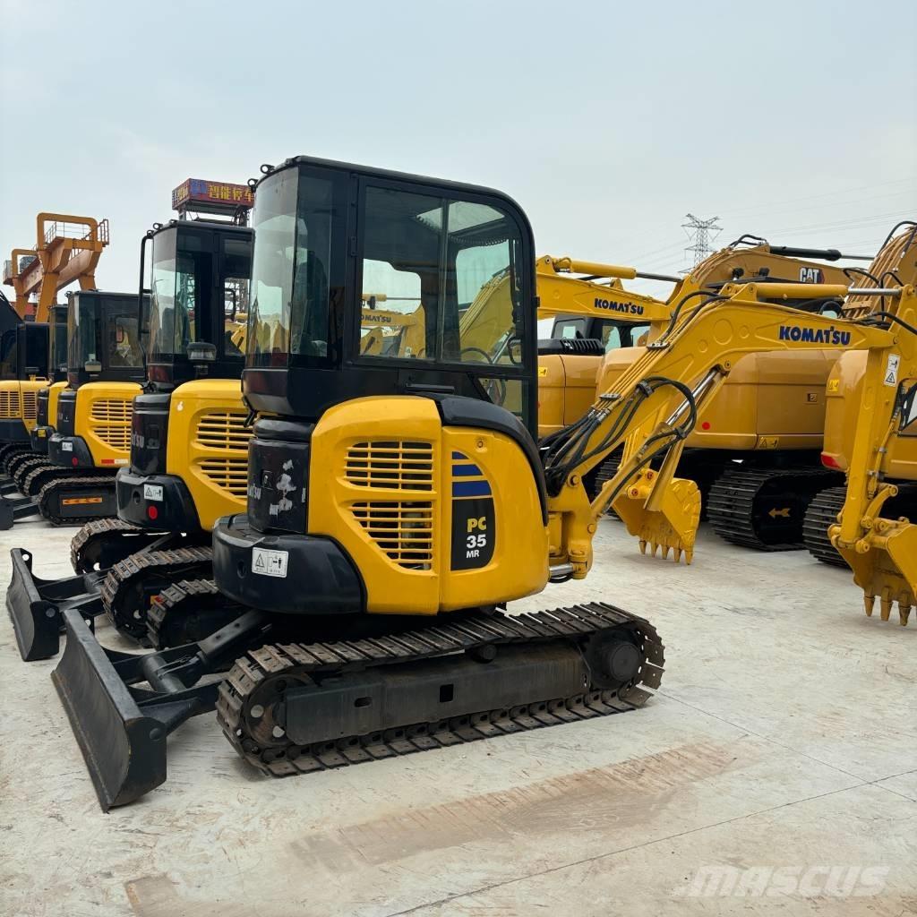 Komatsu PC 35 MR ミニ油圧ショベル 7t以下（ミニユンボ・ミニディガー）