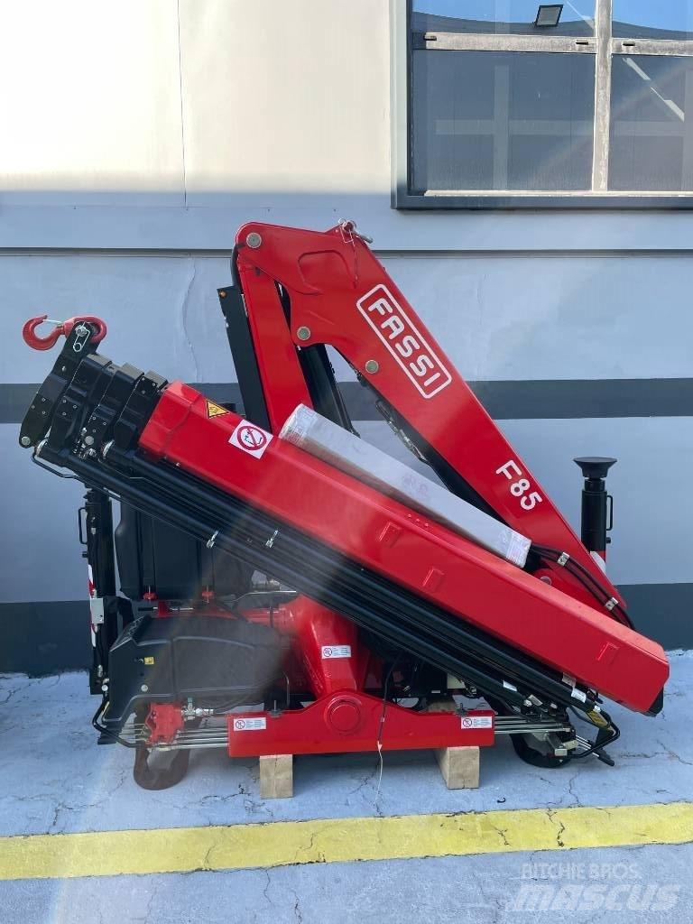 Fassi F85B.0.24 ローダークレーン