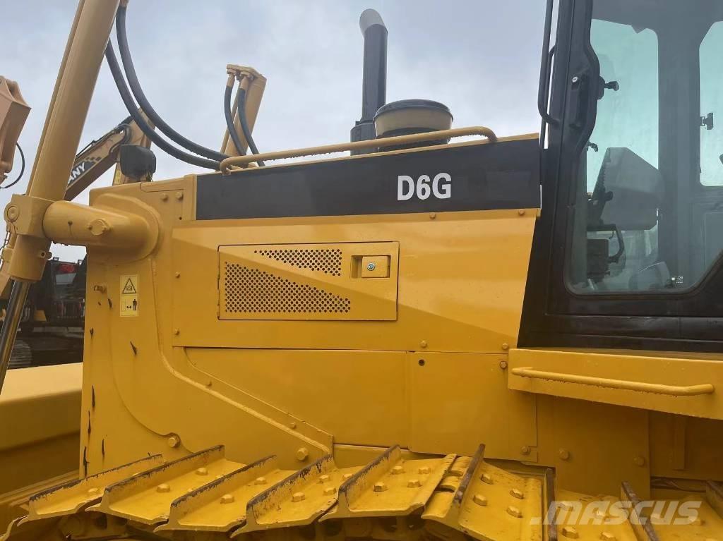 CAT D 6 G ブルドーザー