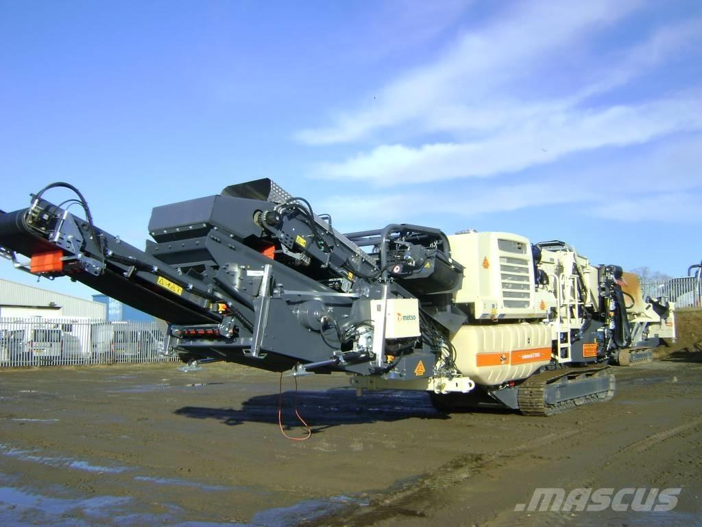 Metso LT 1110 S 自走式クラッシャー