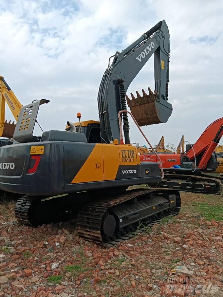 Volvo EC 240 大型油圧ショベル12t以上（パワーショベル・ユンボ）