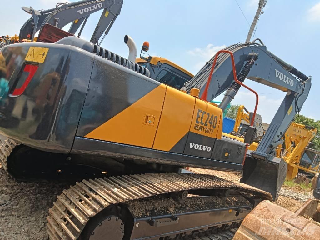 Volvo EC 240 大型油圧ショベル12t以上（パワーショベル・ユンボ）