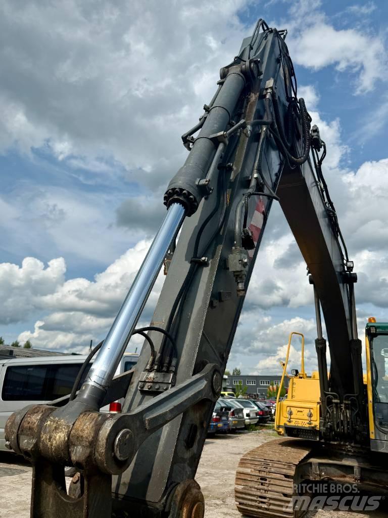 Volvo EC 160 B LC 大型油圧ショベル12t以上（パワーショベル・ユンボ）