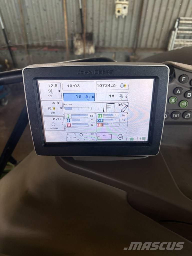 John Deere 6170 R トラクター