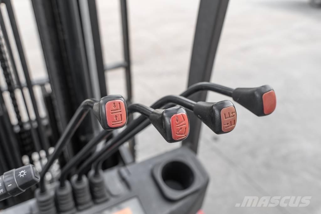 Manitou MI 25 D ディーゼル・軽油