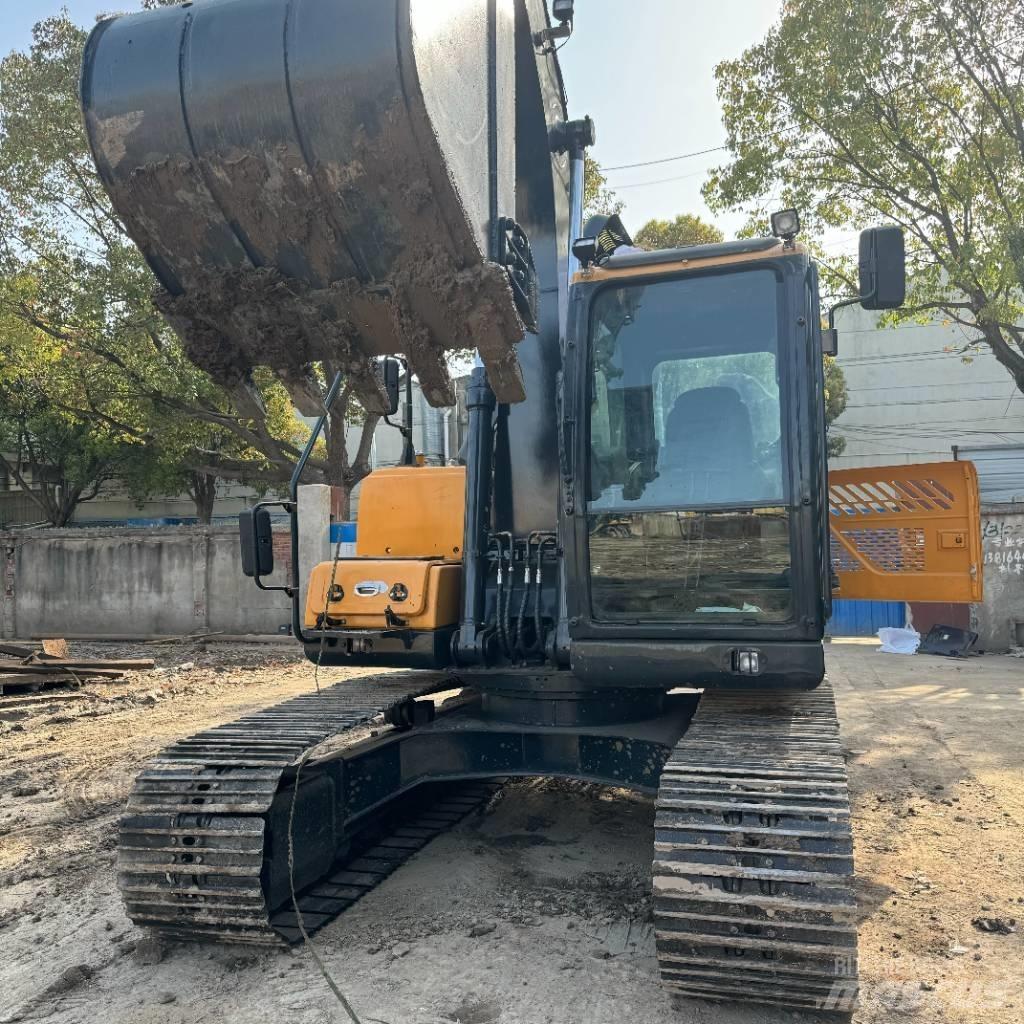 Hyundai R150LC-9S 中型油圧ショベル 7ｔ-12ｔ（ユンボ・パワーショベル・バックホー）