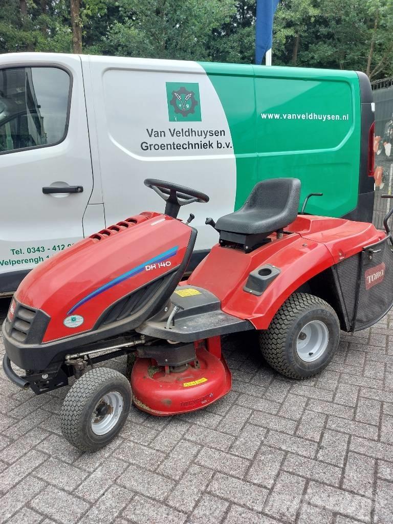 Toro zitmaaier DH140 乗用・自走モア/芝刈り機