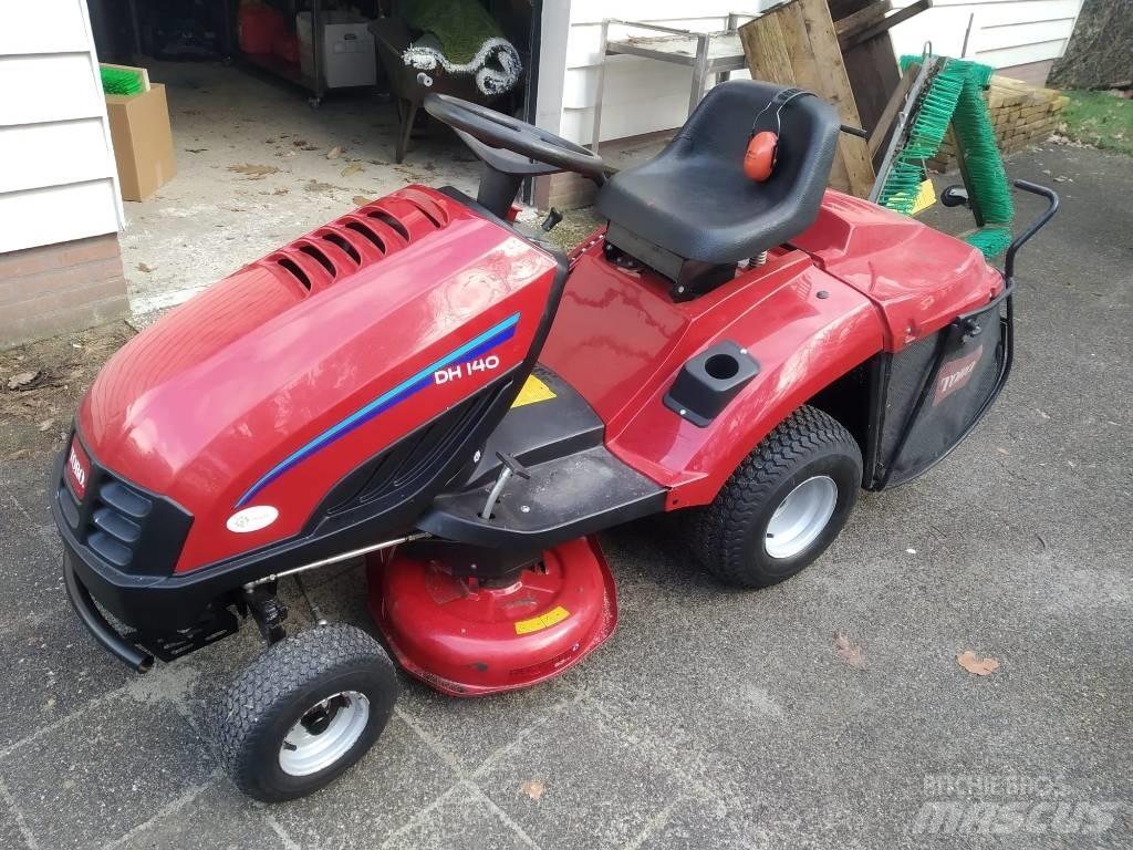 Toro zitmaaier DH140 乗用・自走モア/芝刈り機