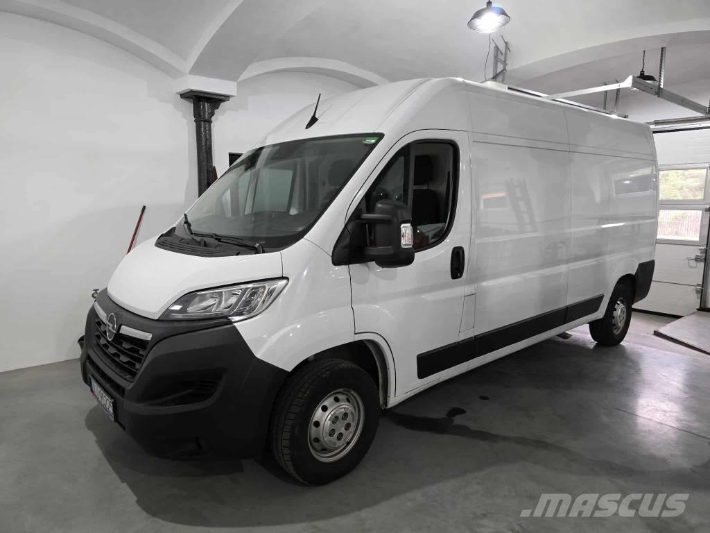 Opel Movano パネルバン
