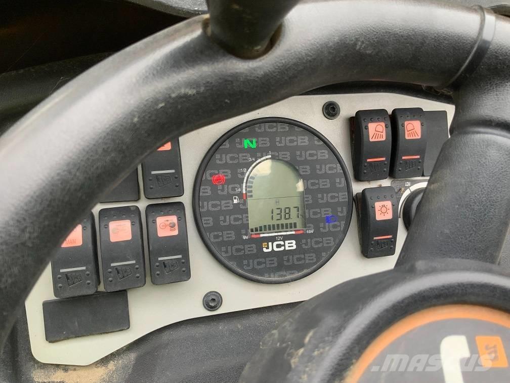 JCB CT 260-120 タンデムローラ