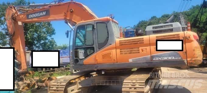 Doosan DX 300 LC-5 大型油圧ショベル12t以上（パワーショベル・ユンボ）