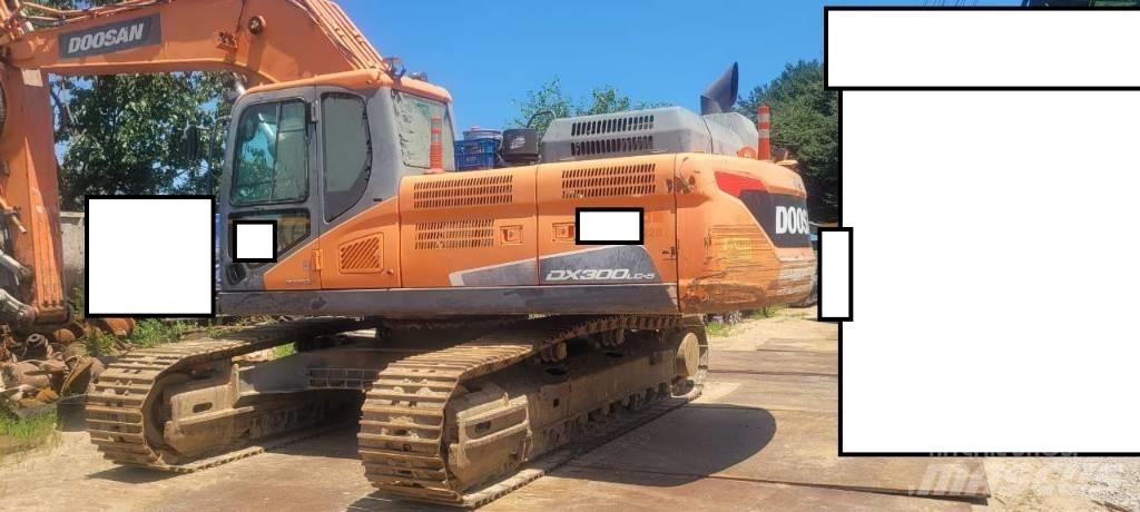 Doosan DX 300 LC-5 大型油圧ショベル12t以上（パワーショベル・ユンボ）