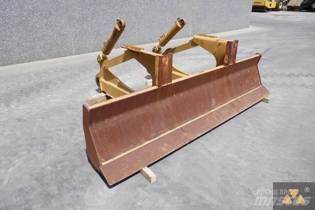 CAT Skidder blade ブレード