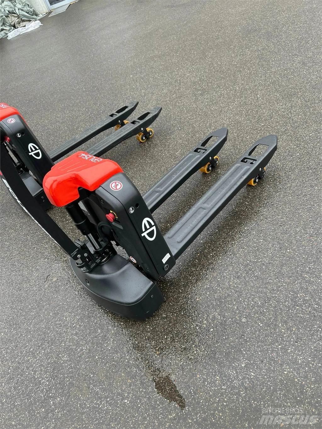 EP L 154 その他リフトとプラットフォーム
