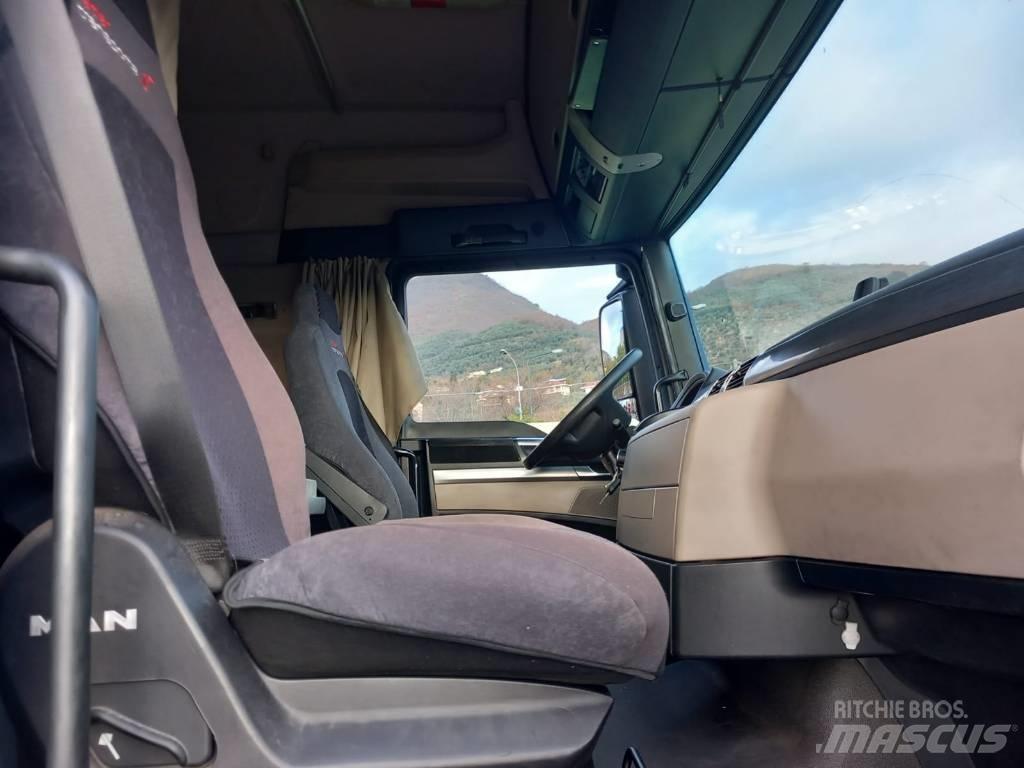 MAN TGX 26.420 車両運搬車、キャリアカー