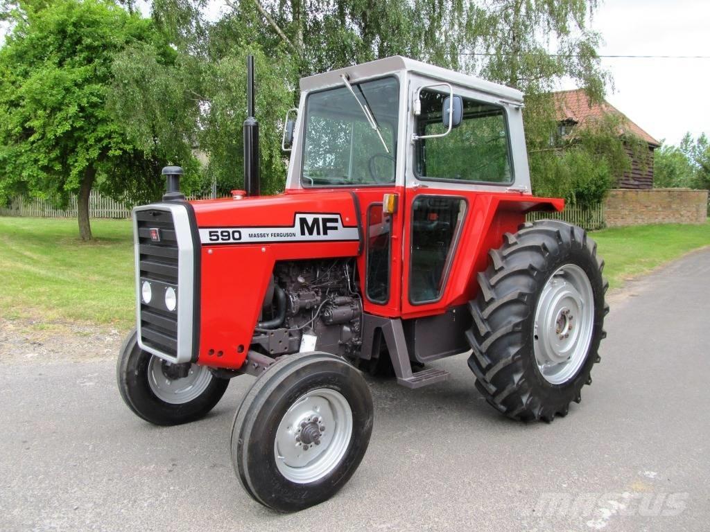 Massey Ferguson 590 トラクター