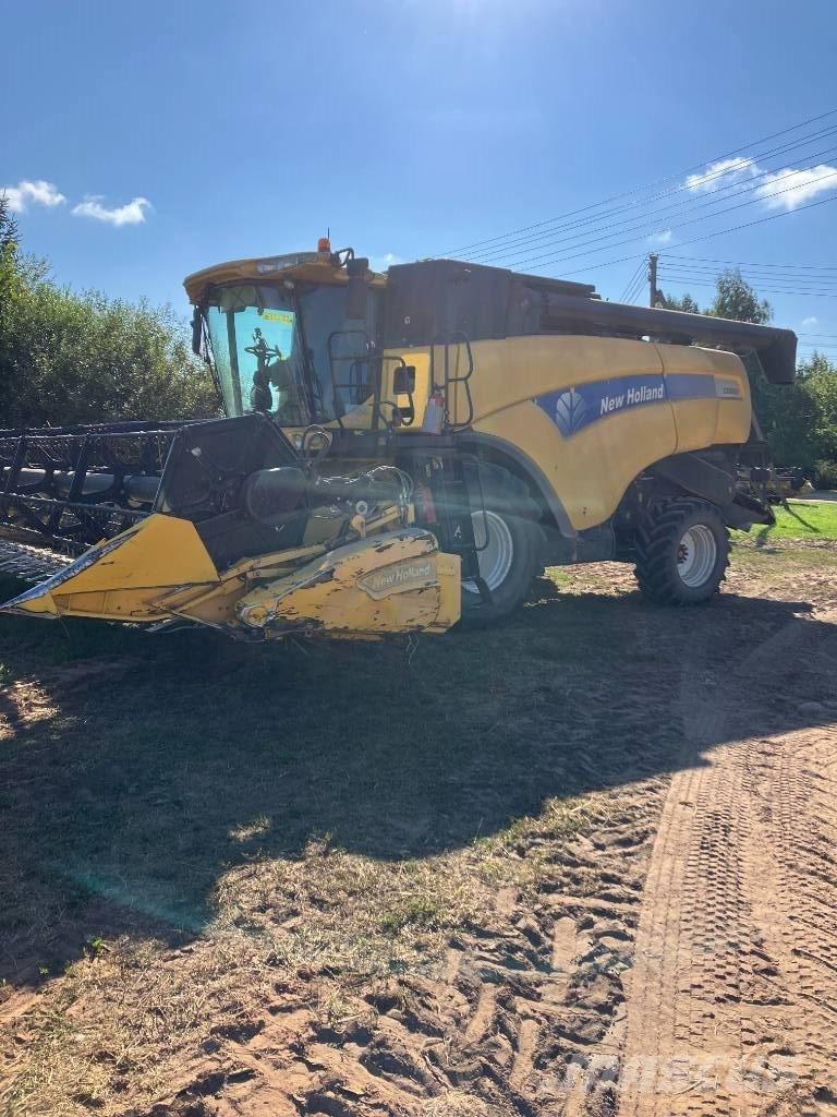 New Holland CX 8080 コンバイン