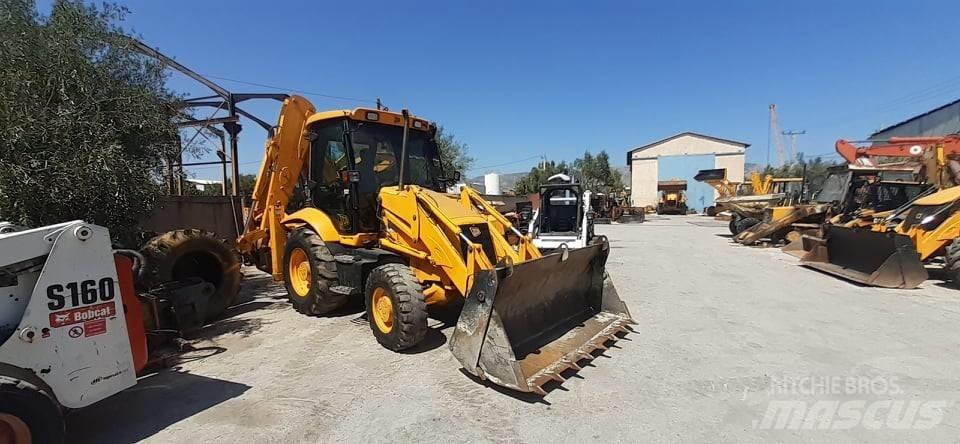 JCB 3 CX SM 4 T バックホーローダー