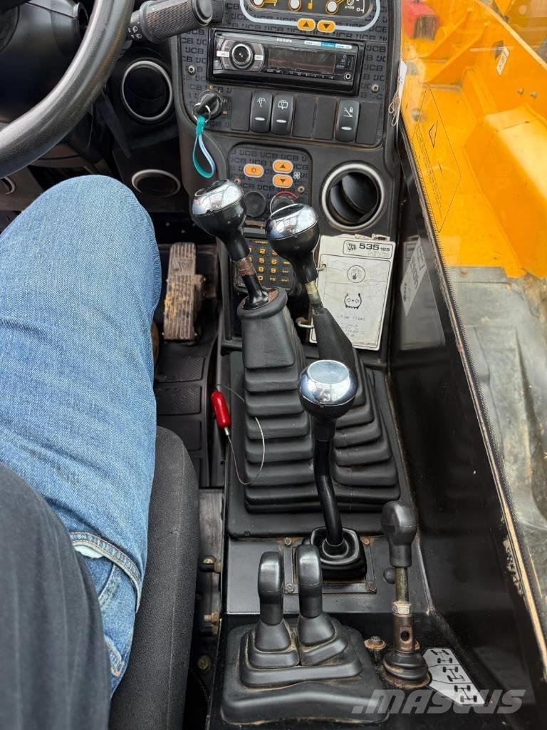 JCB 535-125 農業用テレハンドラー